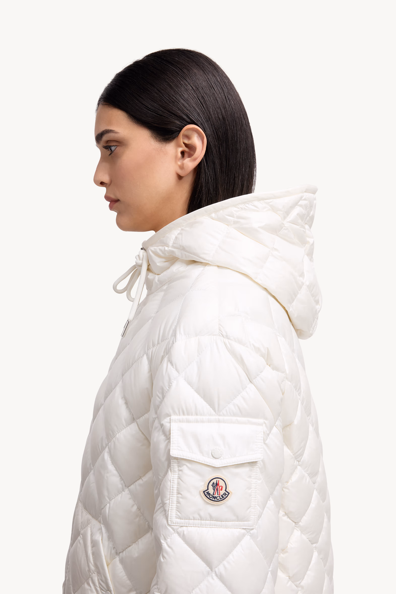 Plumífero corto con capucha y acolchado de rombos Mujer Blanco Moncler 4